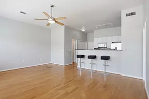 3015 Bryan St, Dallas, TX 75204 - Photo 9