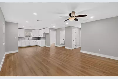 4819 Navajo Trail, Balch Springs, TX 75180 - Photo 9