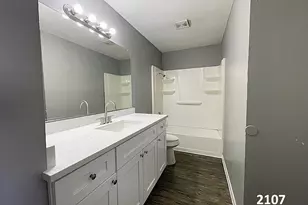 2101 2103 2105 2107 Knoll Crest Dr, Arlington, TX 76014 - Photo 29
