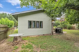 1020 Fisher St, Bellmead, TX 76705 - Photo 25