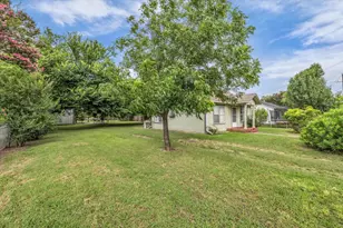 1020 Fisher St, Bellmead, TX 76705 - Photo 7