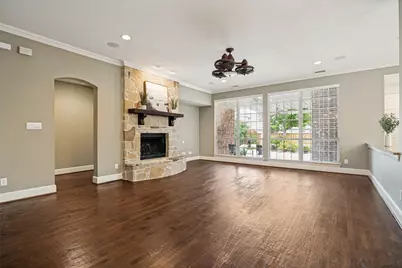 1005 Homer Johnson Lane, Garland, TX 75044 - Photo 7