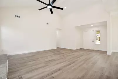 113 Country View Lane, Garland, TX 75043 - Photo 3