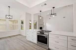 113 Country View Ln, Garland, TX 75043 - Photo 11