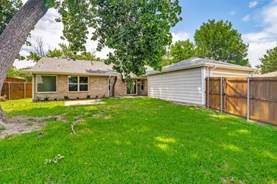 113 Country View Lane, Garland, TX 75043 - Photo 25