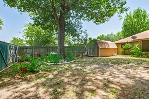 7133 Bayberry Ln, Dallas, TX 75249 - Photo 23