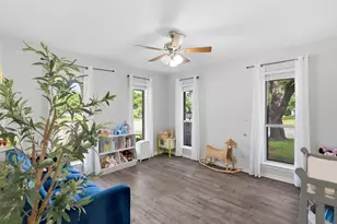 412 E Northgate Dr, Irving, TX 75062 - Photo 11