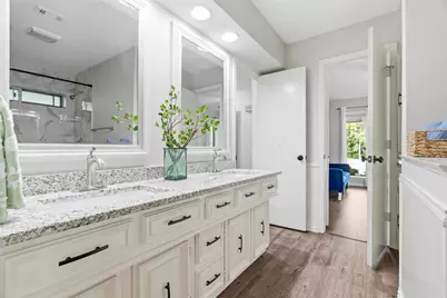 [Address not provided], Irving, TX 75062 - Photo 13