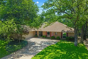 429 Rolling Hills Trail, Arlington, TX 76011 - Photo 5