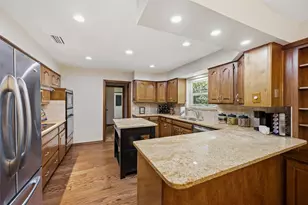 429 Rolling Hills Trail, Arlington, TX 76011 - Photo 11