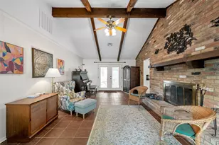 8202 Whippoorwill Dr, Woodway, TX 76712 - Photo 5