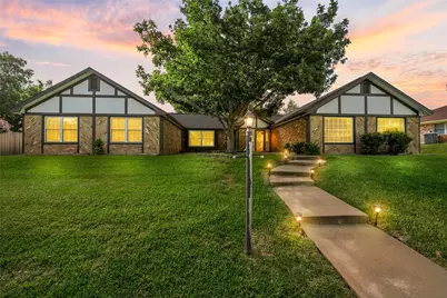 8202 Whippoorwill Drive, Woodway, TX 76712 - Photo 1