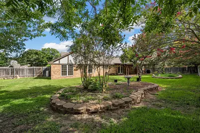 8202 Whippoorwill Drive, Woodway, TX 76712 - Photo 35