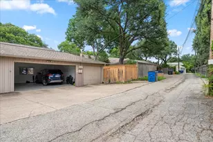 7610 Meadow Oaks Dr, Dallas, TX 75230 - Photo 23