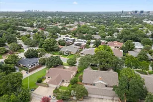 7610 Meadow Oaks Dr, Dallas, TX 75230 - Photo 23