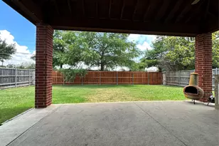 9733 Lovers Ln, Frisco, TX 75035 - Photo 17