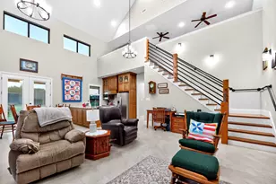 985 Vest Ln, Pilot Point, TX 76258 - Photo 39