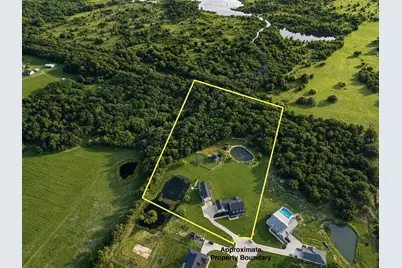 985 Vest Lane, Pilot Point, TX 76258 - Photo 5