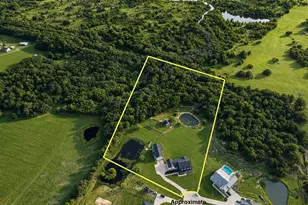 985 Vest Ln, Pilot Point, TX 76258 - Photo 5