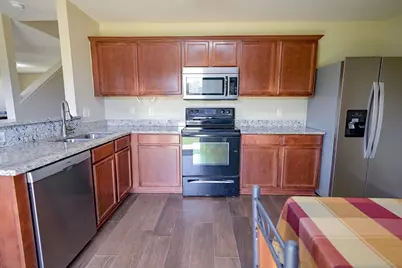 7077 Seton Hall Drive, Fort Worth, TX 76120 - Photo 13