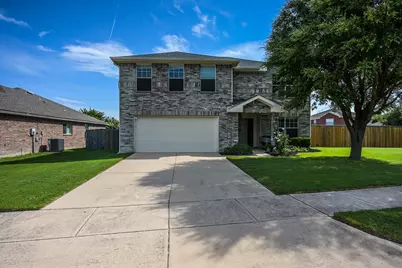 7077 Seton Hall Drive, Fort Worth, TX 76120 - Photo 3