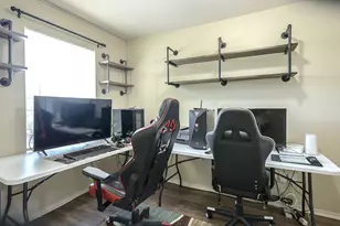 7077 Seton Hall Dr, Fort Worth, TX 76120 - Photo 19