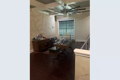 106 E Shady Grove Road, Grand Prairie, TX 75050 - Photo 5