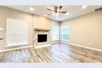 7606 Glenstone Street, Rowlett, TX 75089 - Photo 9