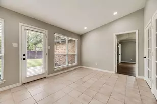 915 Greenbriar Ln, Duncanville, TX 75137 - Photo 23