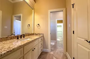 1100 Wessex Dr, Woodway, TX 76712 - Photo 25