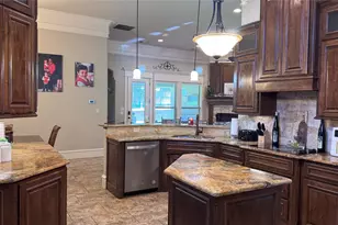 9707 Trinity Ct, Granbury, TX 76049 - Photo 13