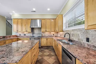 2237 High Country Drive, Carrollton, TX 75007 - Photo 9