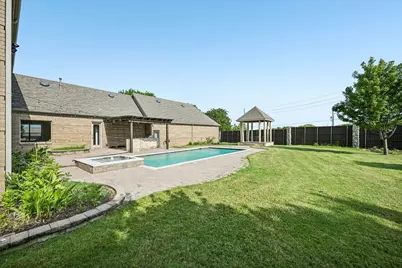 2237 High Country Drive, Carrollton, TX 75007 - Photo 33