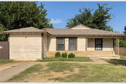 2008 SE 20th Street, Mineral Wells, TX 76067 - Photo 1