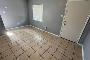 3850 Mt Ranier St, Dallas, TX 75211 - Photo 13