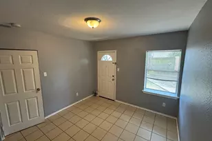 3850 Mt Ranier St, Dallas, TX 75211 - Photo 5