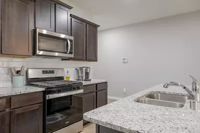 7313 Mayplace Drive, McKinney, TX 75071 - Photo 9