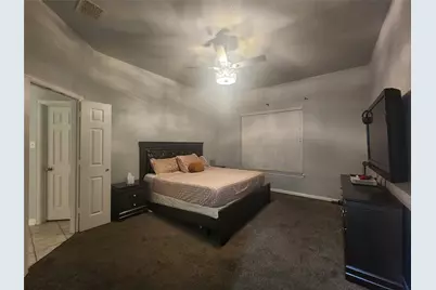 1024 Fair Oaks Drive, Grand Prairie, TX 75052 - Photo 25