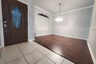 1024 Fair Oaks Dr, Grand Prairie, TX 75052 - Photo 7