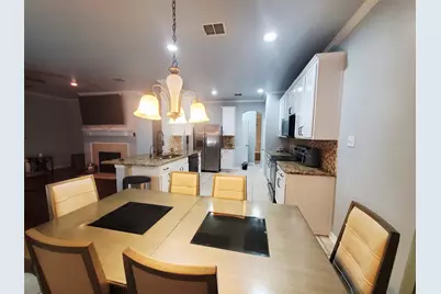 1024 Fair Oaks Drive, Grand Prairie, TX 75052 - Photo 15