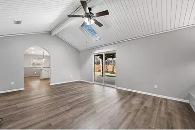 660 Springhill Drive, Hurst, TX 76054 - Photo 7