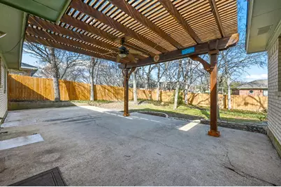 660 Springhill Drive, Hurst, TX 76054 - Photo 5