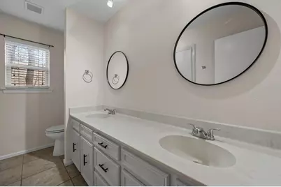 660 Springhill Drive, Hurst, TX 76054 - Photo 17