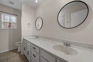 660 Springhill Dr, Hurst, TX 76054 - Photo 17