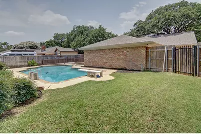 2208 Cambridge Drive, Hurst, TX 76054 - Photo 25