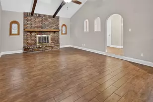 2208 Cambridge Dr, Hurst, TX 76054 - Photo 3