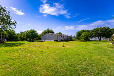 902 Commerce Street, Newcastle, TX 76372 - Photo 17