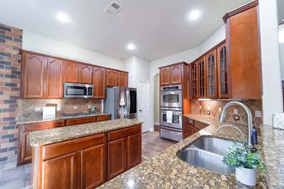 924 Brentwood Drive, Murphy, TX 75094 - Photo 5