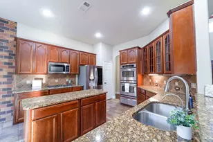 924 Brentwood Dr, Murphy, TX 75094 - Photo 3