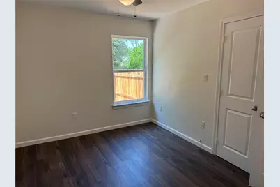 1501 College Street #1503, Grand Prairie, TX 75050 - Photo 5